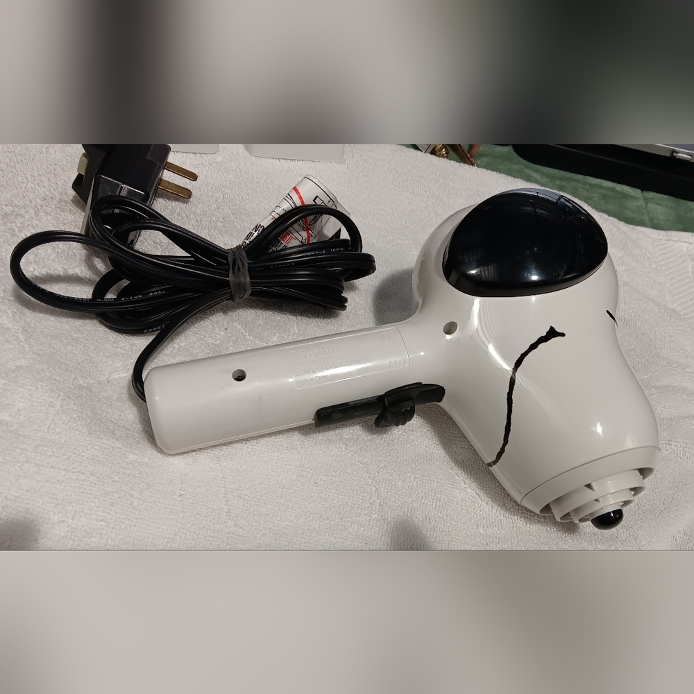 Salton Peanuts Snoopy Hairdryer Blow Dryer HD-5061 No Box/Directions - Works - Picture 4 of 7